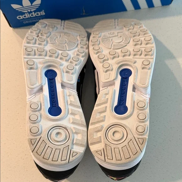 adidas Torsion Men’s Black Multicolor Graphic Sneakers - Picture 5 of 6